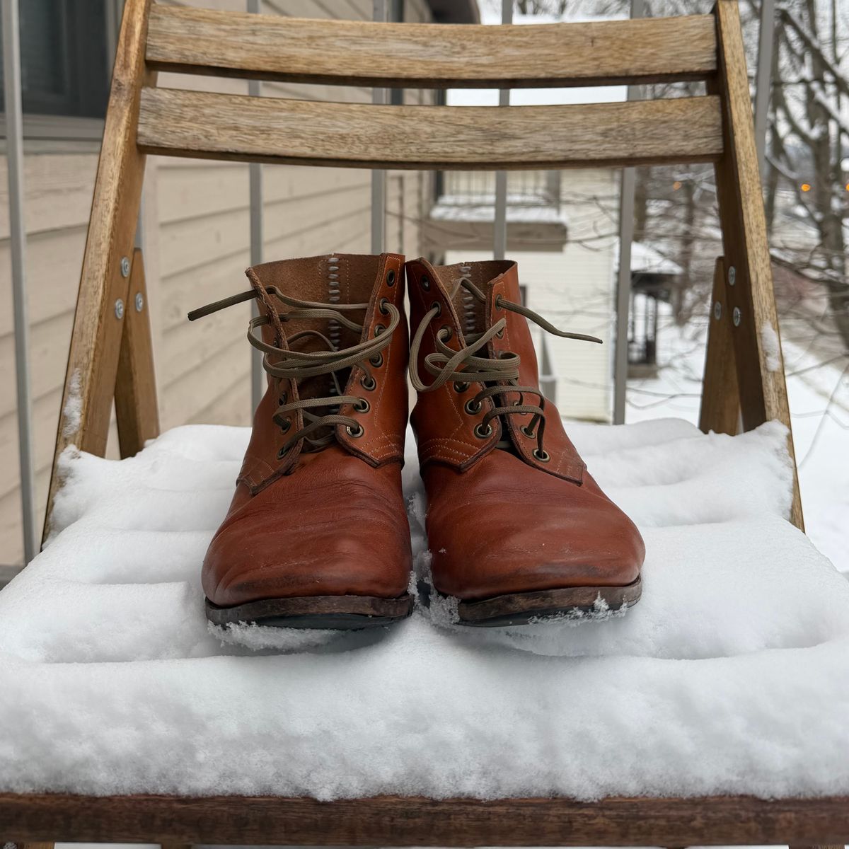 Photo by nitrocelluloseballoon on December 2, 2025 of the Self-Made Light Duty Boondockers in Horween English Tan Essex.