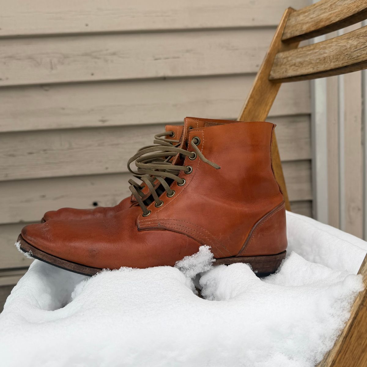 Photo by nitrocelluloseballoon on December 2, 2025 of the Self-Made Light Duty Boondockers in Horween English Tan Essex.