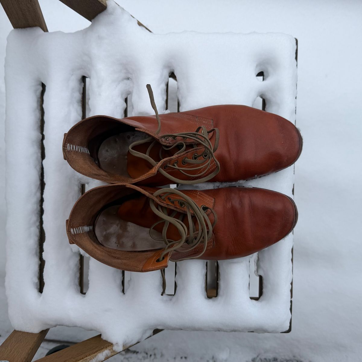 Photo by nitrocelluloseballoon on December 2, 2025 of the Self-Made Light Duty Boondockers in Horween English Tan Essex.
