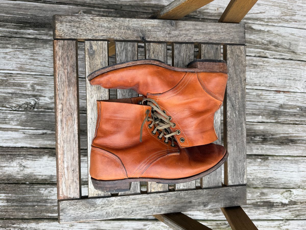 Photo by nitrocelluloseballoon on April 5, 2026 of the Self-Made Light Duty Boondockers in Horween English Tan Essex.