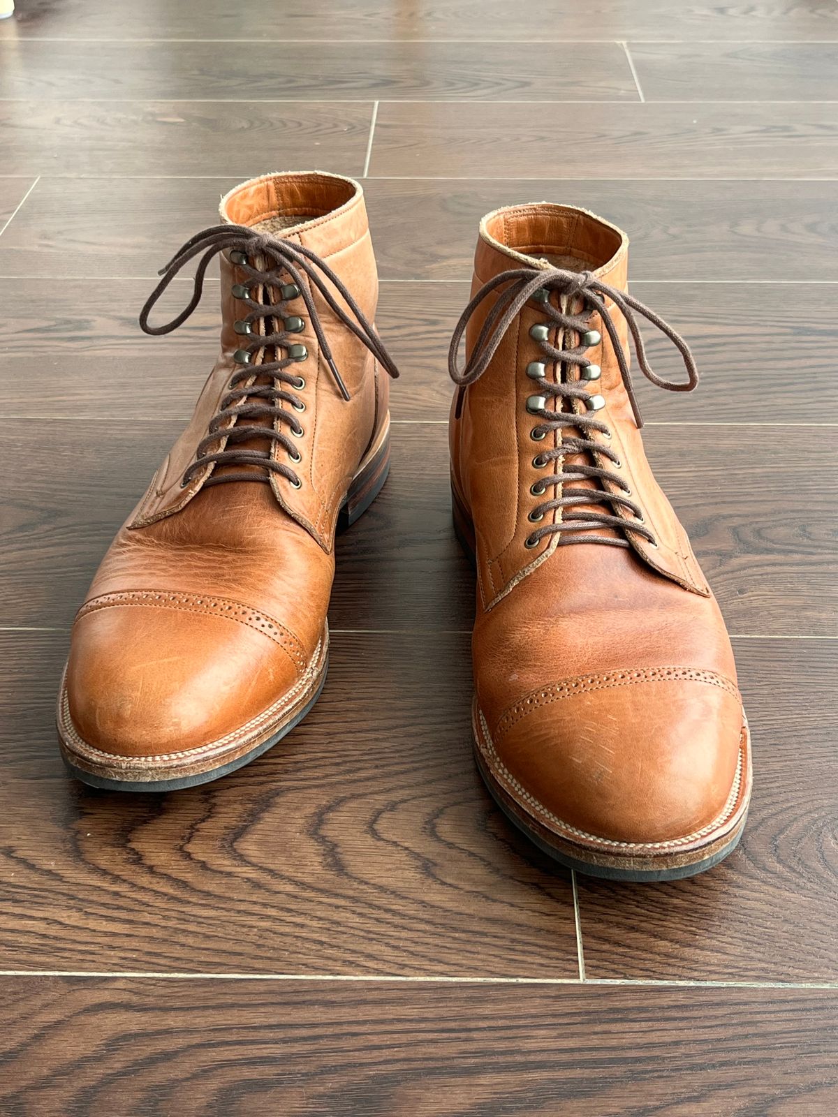 Photo by MukMukSifu on April 2, 2025 of the Viberg Service Boot BCT in Horween Natural Dublin.