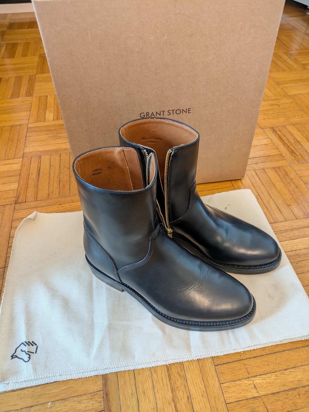 Photo by LaserKiwi on May 15, 2026 of the Grant Stone Grant Stone / Elias Side-Zip Boot in Horween Black Chromexcel.
