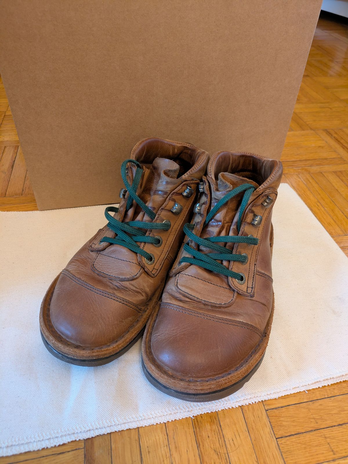Photo by LaserKiwi on May 15, 2026 of the Jim Green African Ranger Barefoot Boot in Fudge Crazy Horse.
