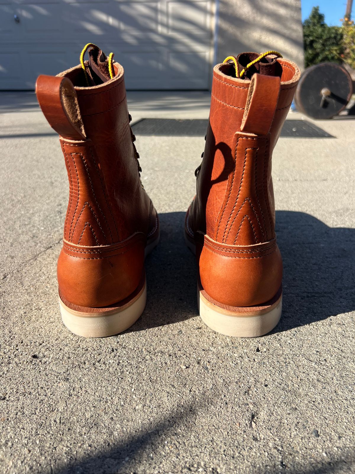 Photo by jessejames_c on October 1, 2025 of the Nicks DomePro in Horween English Tan Dublin.