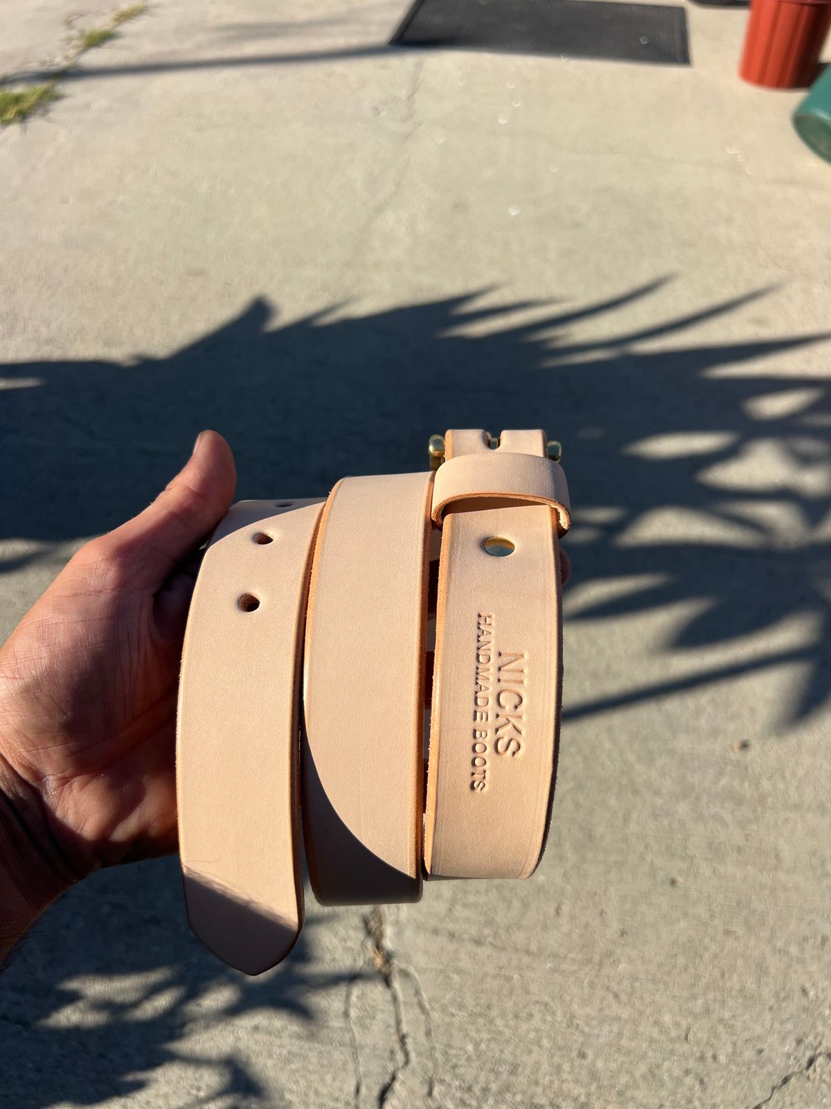 Photo by jessejames_c on October 1, 2025 of the Nicks Heavy Duty Work Belt in Wickett & Craig Natural Veg Tan.