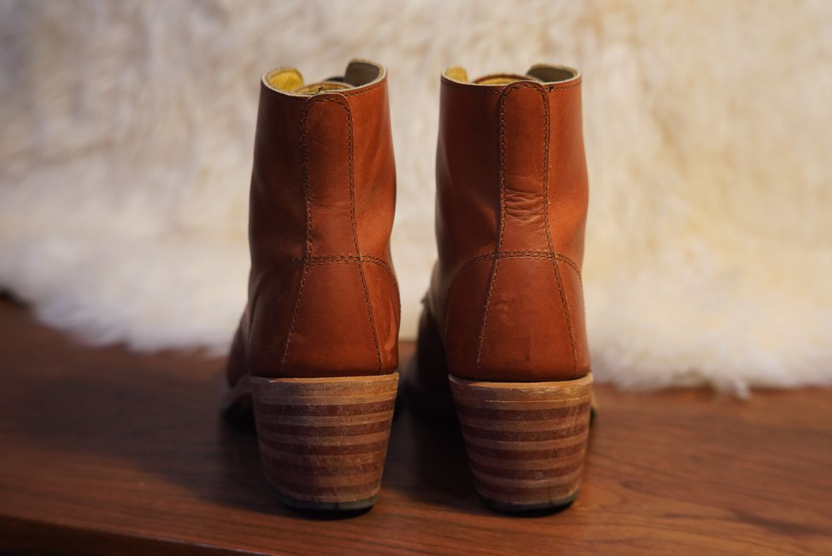 Photo by alleycat on November 5, 2025 of the Red Wing Clara in S.B. Foot Oro Legacy.