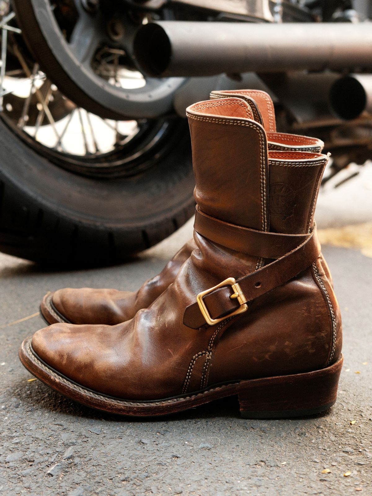 Photo by Jicojoson on March 1, 2026 of the Willie's Handmade Boots Jhodpur in Maryam Olive Horsebutt.