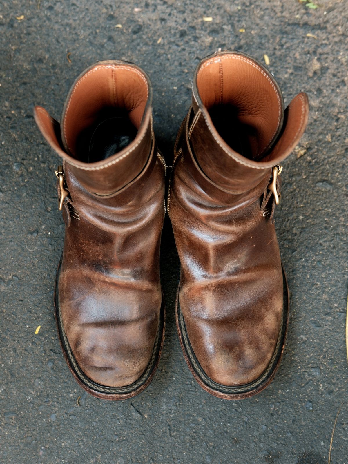 Photo by Jicojoson on March 1, 2026 of the Willie's Handmade Boots Jhodpur in Maryam Olive Horsebutt.