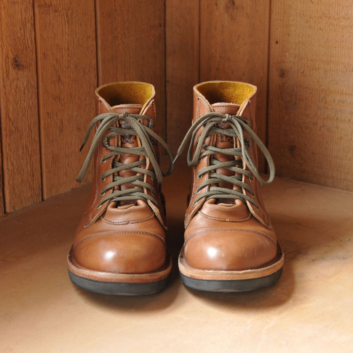 Photo by Lazarey on January 27, 2026 of the Jim Green Numzaan in Jim Green / Natural Veg Tan.