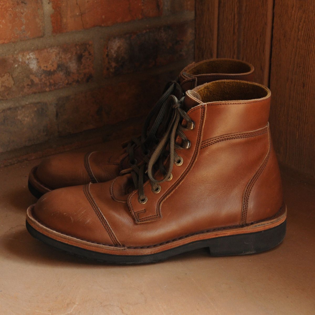 Photo by Lazarey on March 2, 2026 of the Jim Green Numzaan in Jim Green / Natural Veg Tan.