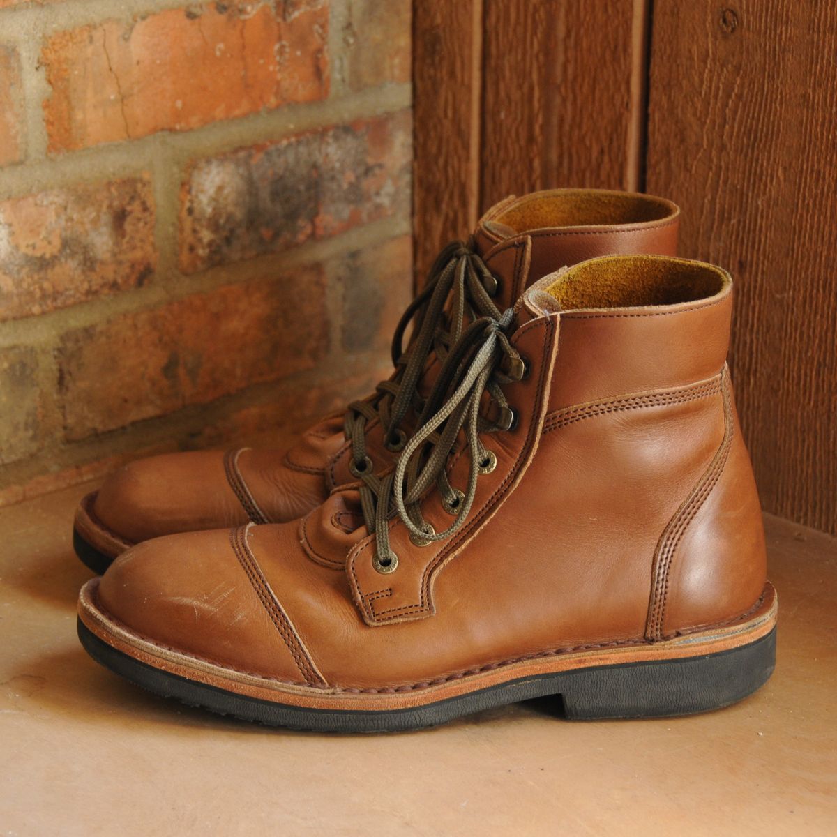 Photo by Lazarey on April 5, 2026 of the Jim Green Numzaan in Jim Green / Natural Veg Tan.