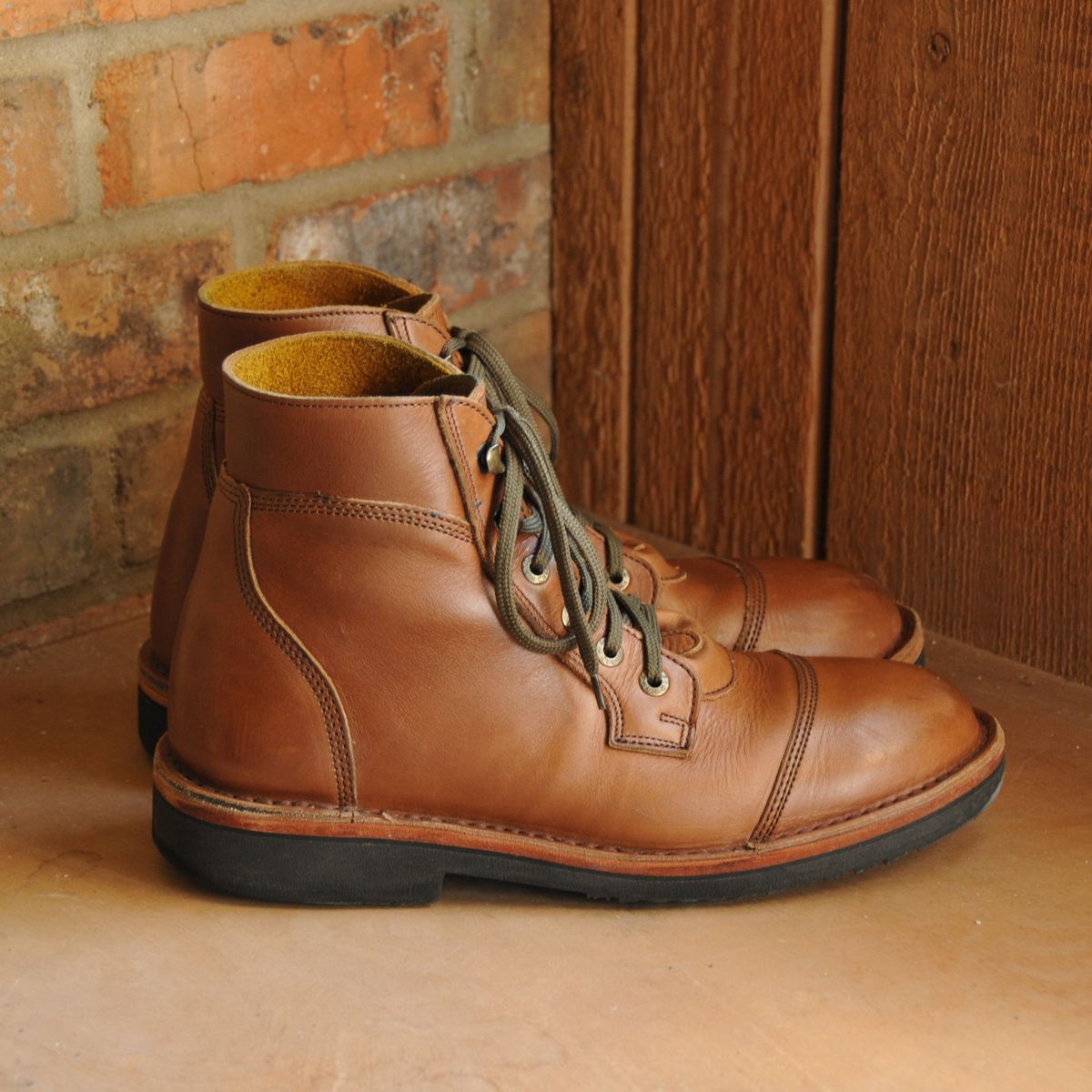 Photo by Lazarey on April 5, 2026 of the Jim Green Numzaan in Jim Green / Natural Veg Tan.