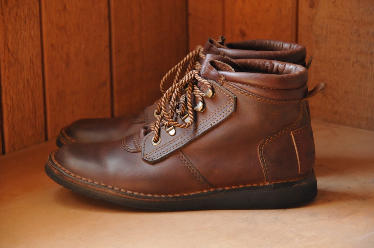 Photo by Lazarey on October 3, 2025 of the The Courteney Boot Company Safari (custom) in Mossop Leather - Dark Brown Bovine.