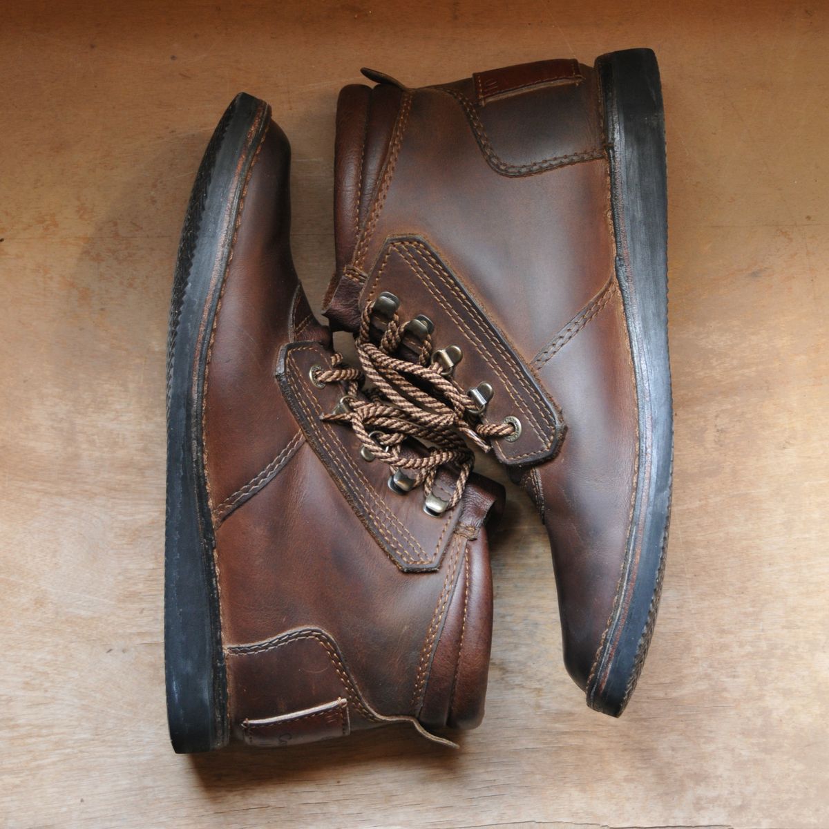 Photo by Lazarey on April 5, 2026 of the The Courteney Boot Company Safari (custom) in Mossop Leather - Dark Brown Bovine.