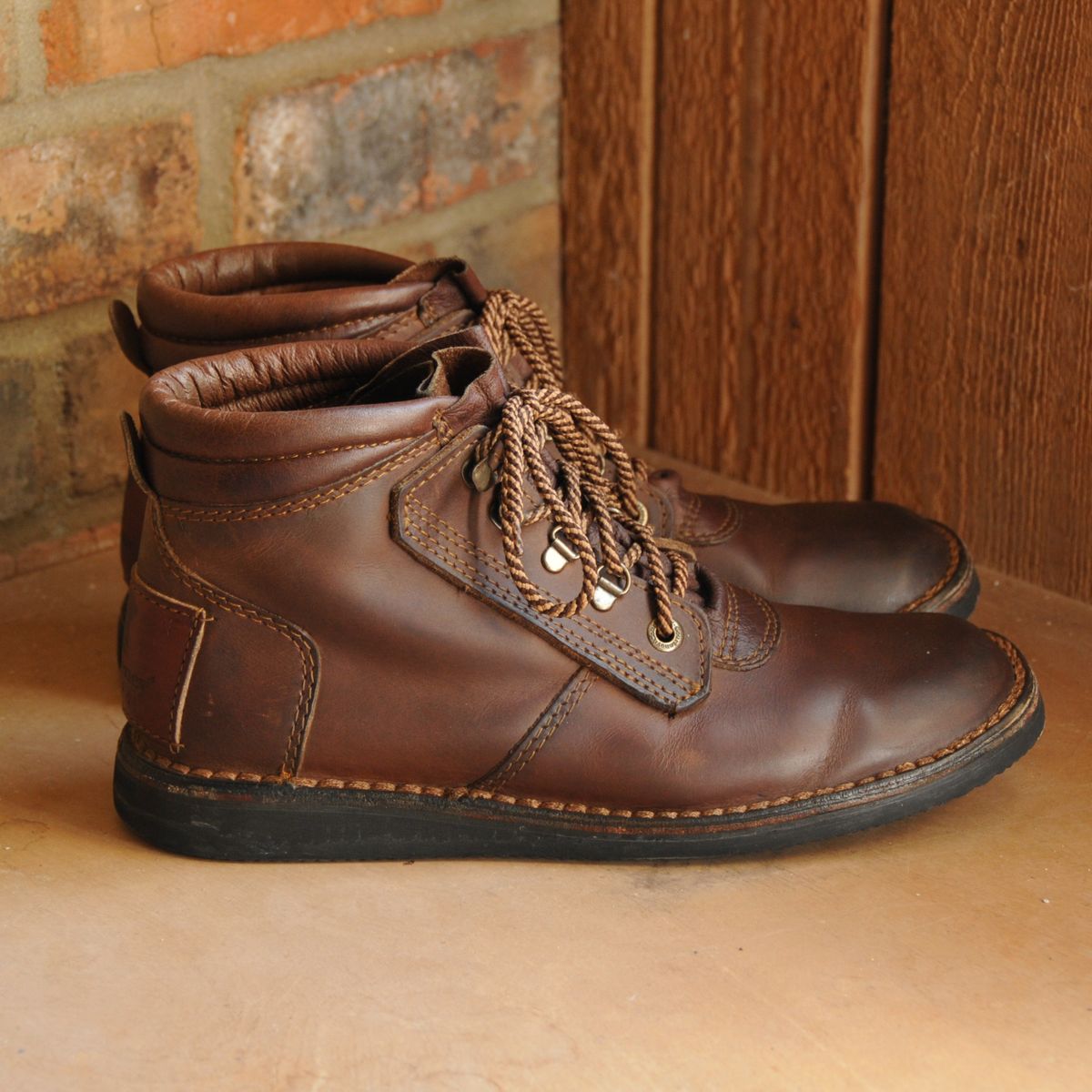 Photo by Lazarey on April 5, 2026 of the The Courteney Boot Company Safari (custom) in Mossop Leather - Dark Brown Bovine.