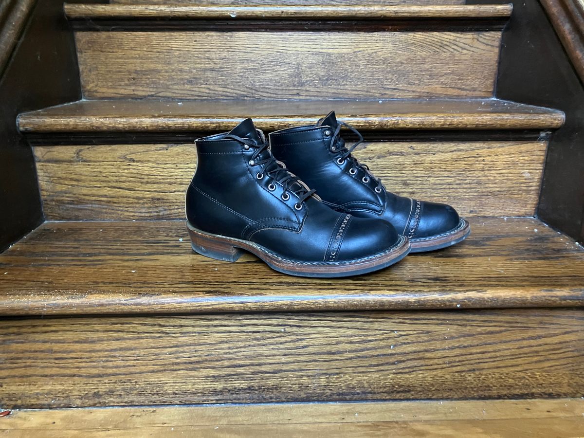 Photo by yoemanrandcorp on October 3, 2025 of the White's Semi-Dress in Horween Black Chromexcel Horsehide.