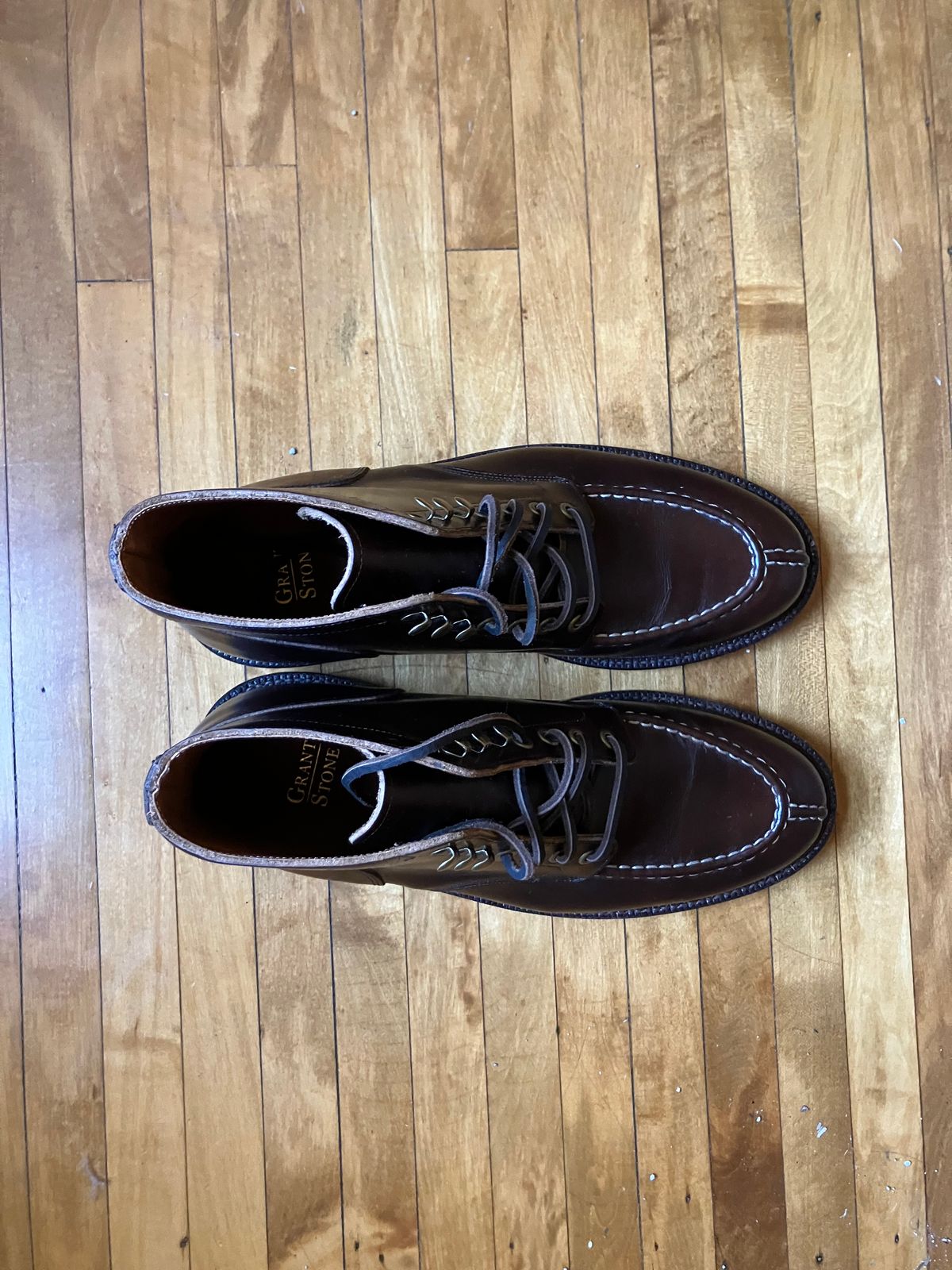 Photo by yoemanrandcorp on October 1, 2025 of the Grant Stone Ottawa Boot in Horween Crimson Chromexcel.