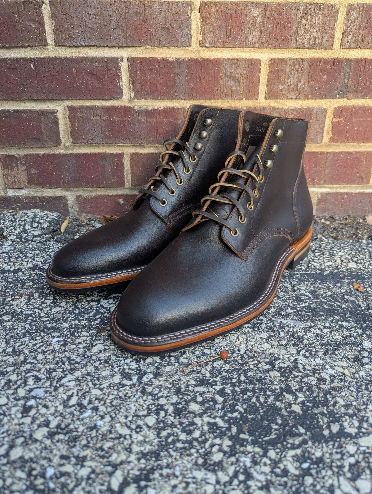 Photo by MrMister on September 30, 2025 of the Parkhurst The Allen in Horween Dark Brown Waxed Flesh.
