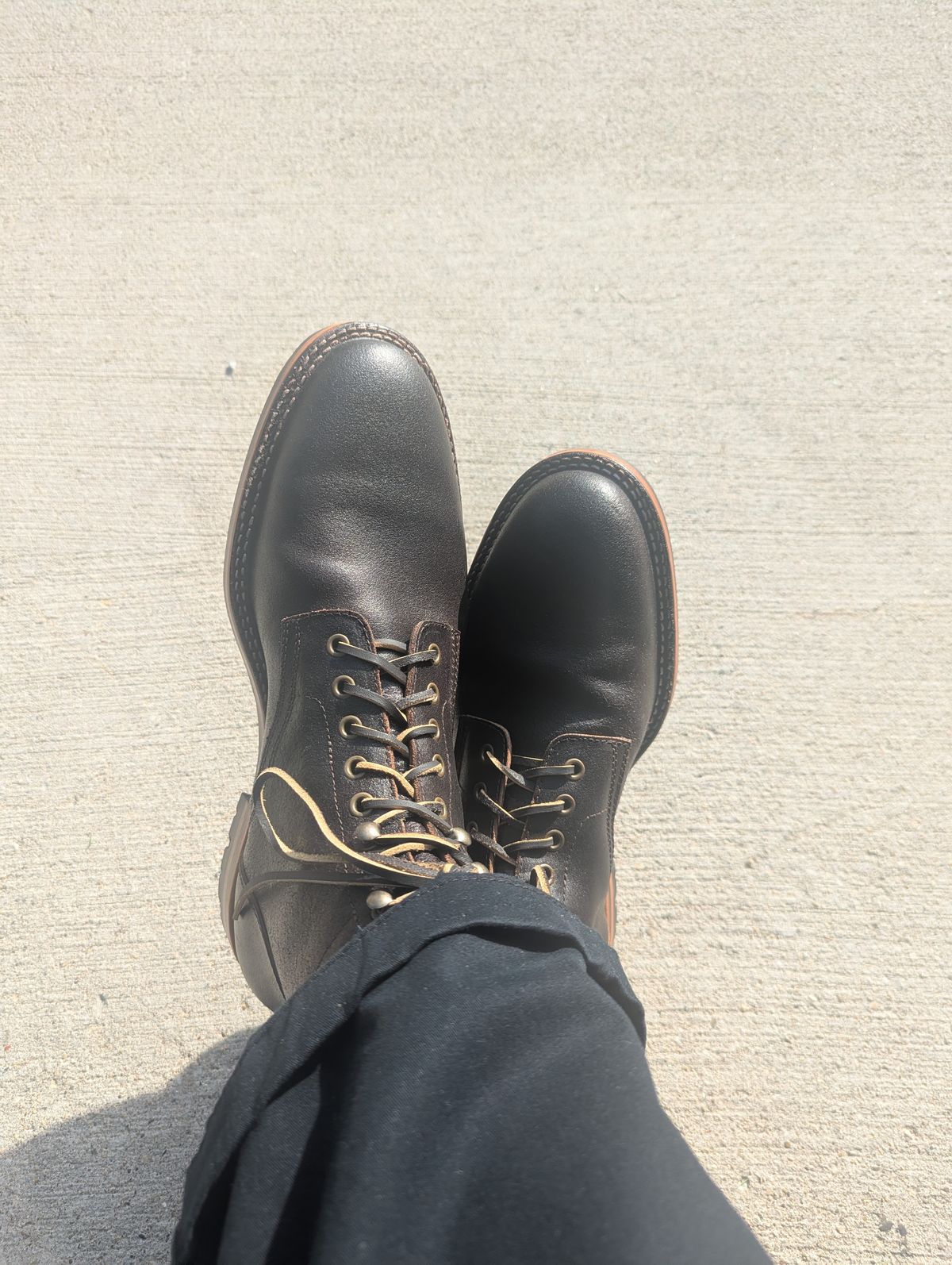 Photo by MrMister on October 1, 2025 of the Parkhurst The Allen in Horween Dark Brown Waxed Flesh.