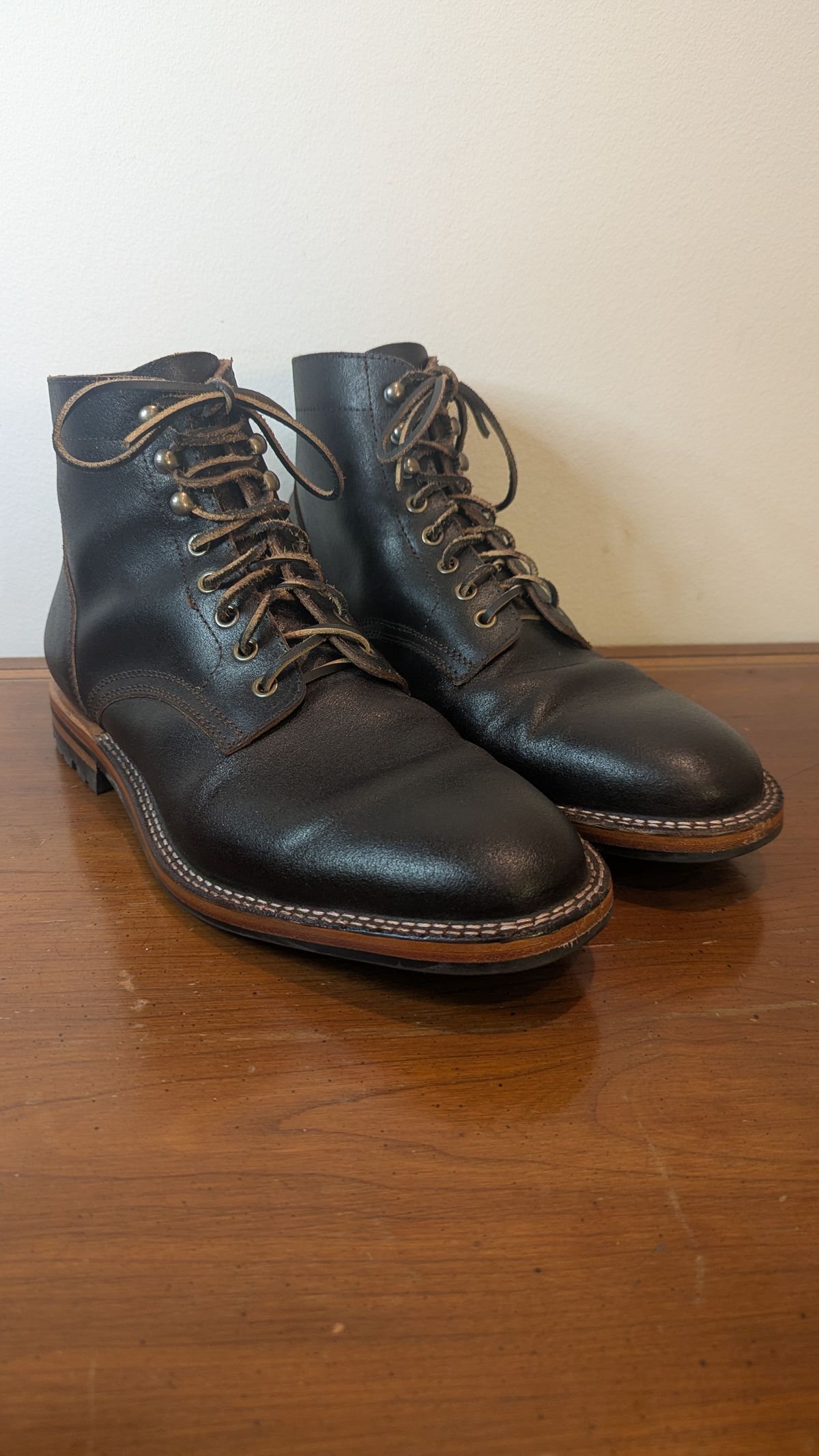 Photo by MrMister on November 6, 2025 of the Parkhurst The Allen in Horween Dark Brown Waxed Flesh.