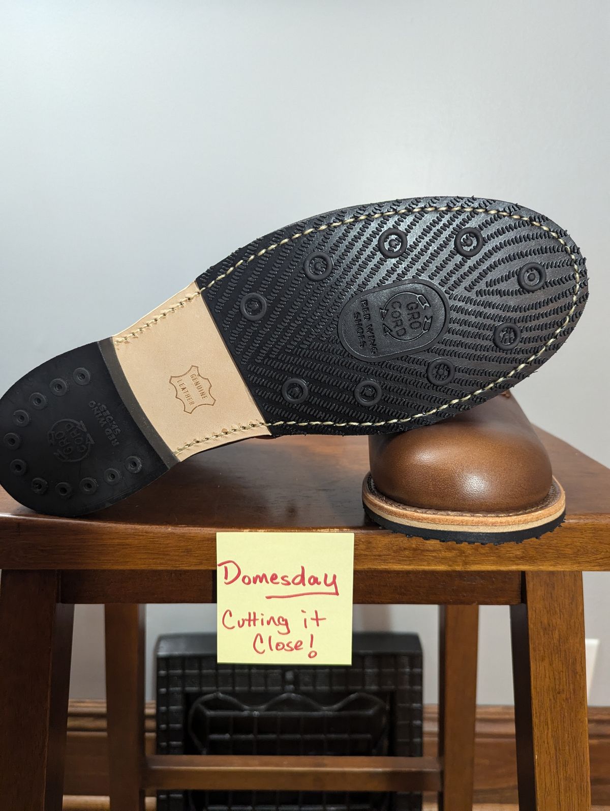Photo by MrMister on October 16, 2024 of the Red Wing Beckman / 9422 in SB Foot Cigar Excalibur.