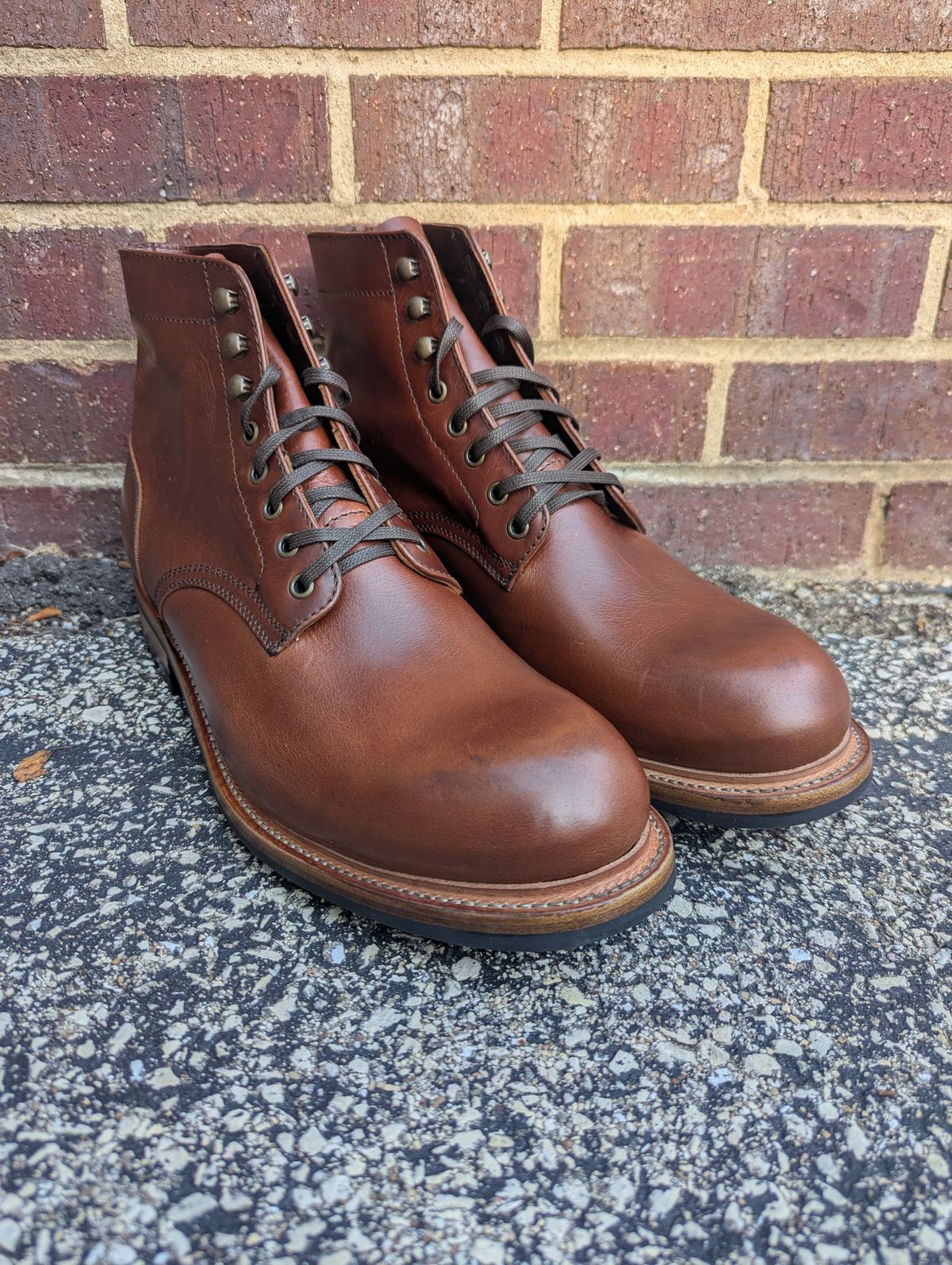 Photo by MrMister on September 30, 2025 of the Parkhurst The Allegany (645) in Mahogany Full Grain.