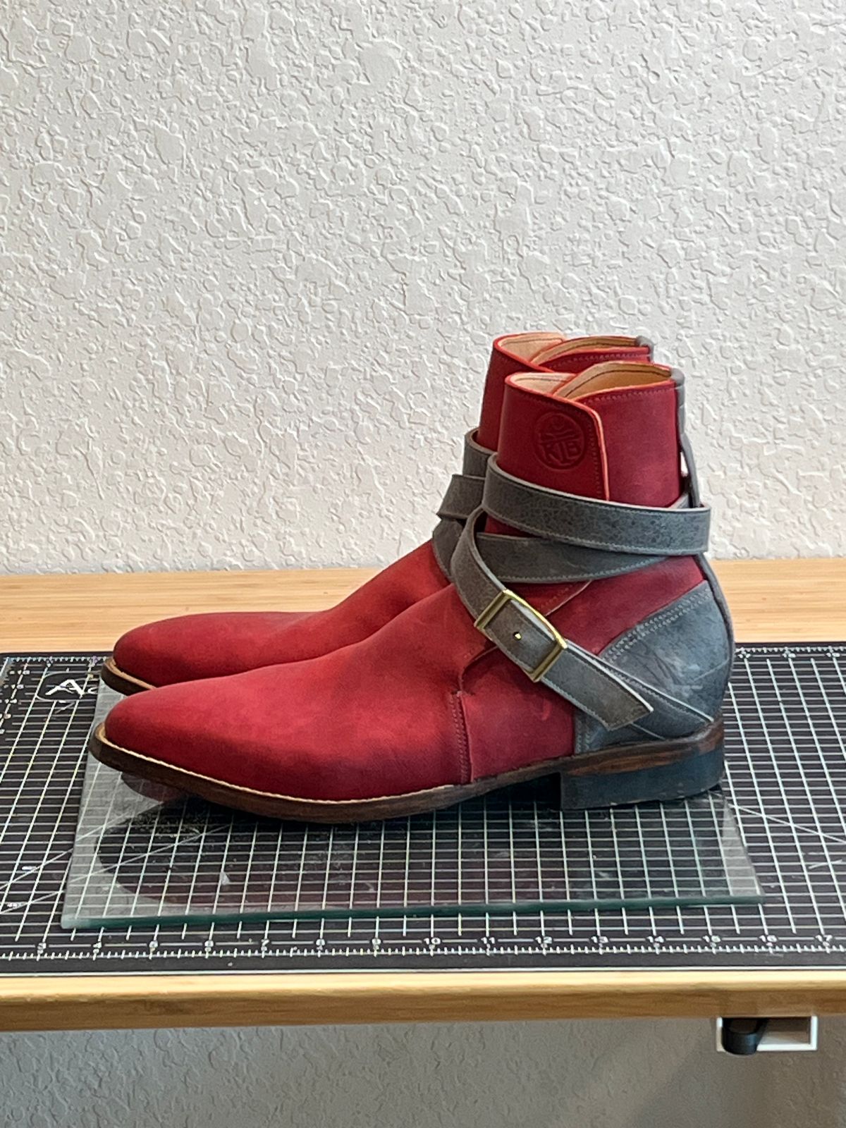 Photo by kitchen.table.boots on September 30, 2025 of the Self-Made Double Cross Jodhpurs in Cf Stead Waxy Retan Kudu.