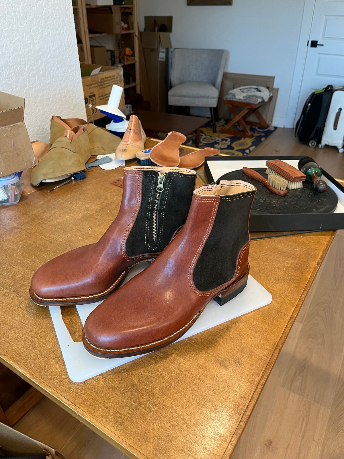 Photo by kitchen.table.boots on September 29, 2024 of the Self-Made Zip Boot in S.B Foot - Unknown & C.F. Stead Loden Repello Calf Suede.