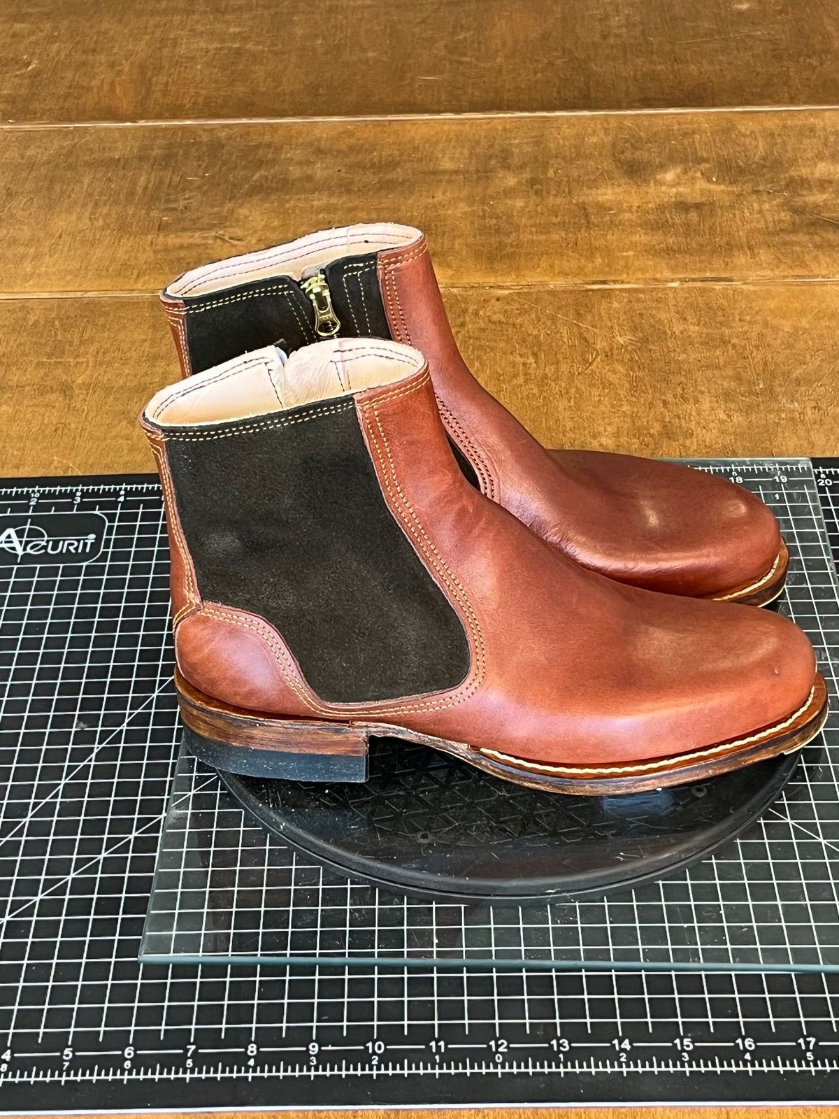 Photo by kitchen.table.boots on October 2, 2024 of the Self-Made Zip Boot in S.B Foot - Unknown & C.F. Stead Loden Repello Calf Suede.