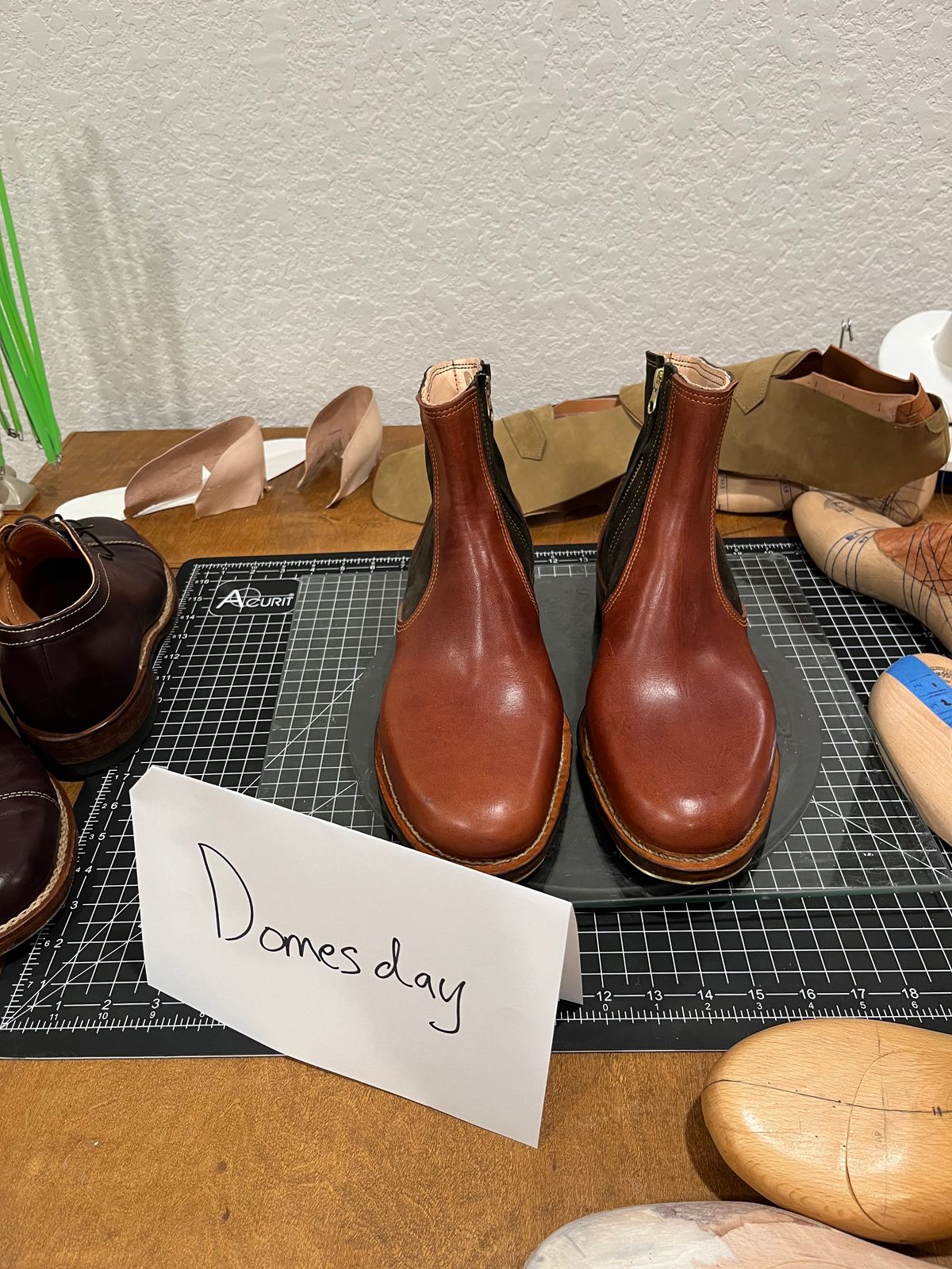Photo by kitchen.table.boots on October 2, 2024 of the Self-Made Zip Boot in S.B Foot - Unknown & C.F. Stead Loden Repello Calf Suede.