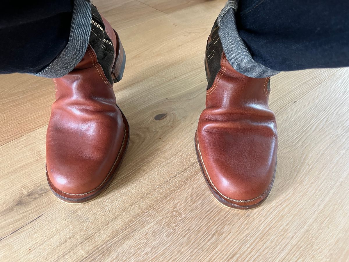 Photo by kitchen.table.boots on October 6, 2024 of the Self-Made Zip Boot in S.B Foot - Unknown & C.F. Stead Loden Repello Calf Suede.