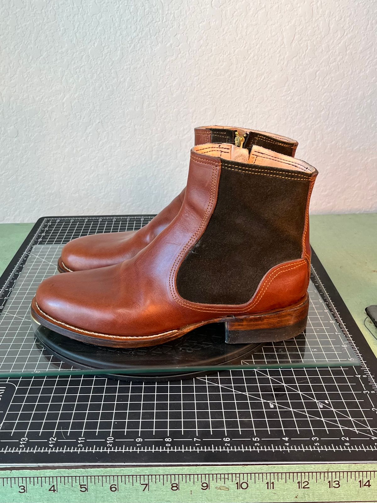 Photo by kitchen.table.boots on November 1, 2024 of the Self-Made Zip Boot in S.B Foot - Unknown & C.F. Stead Loden Repello Calf Suede.