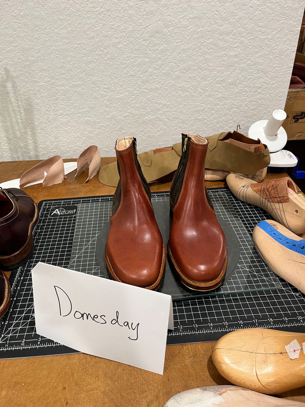 Photo by kitchen.table.boots on November 1, 2024 of the Self-Made Zip Boot in S.B Foot - Unknown & C.F. Stead Loden Repello Calf Suede.
