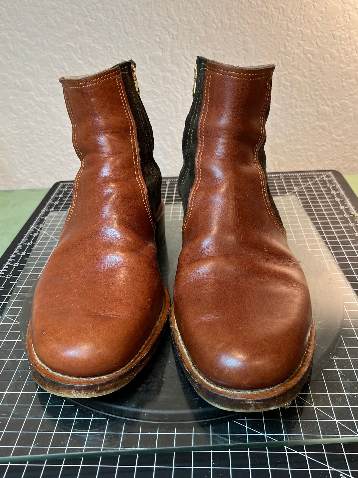 Photo by kitchen.table.boots on December 5, 2024 of the Self-Made Zip Boot in S.B Foot - Unknown & C.F. Stead Loden Repello Calf Suede.
