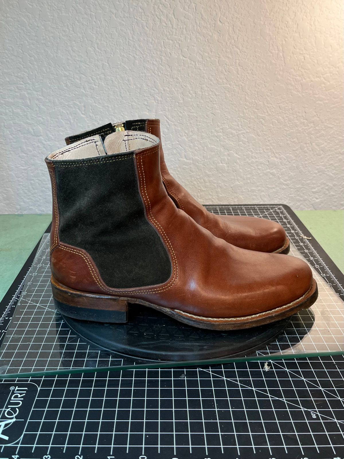 Photo by kitchen.table.boots on December 5, 2024 of the Self-Made Zip Boot in S.B Foot - Unknown & C.F. Stead Loden Repello Calf Suede.
