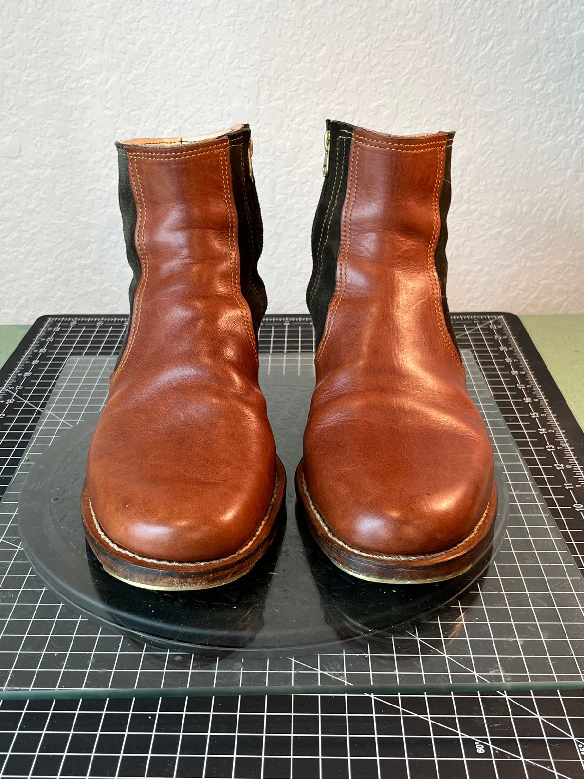 Photo by kitchen.table.boots on January 5, 2025 of the Self-Made Zip Boot in S.B Foot - Unknown & C.F. Stead Loden Repello Calf Suede.