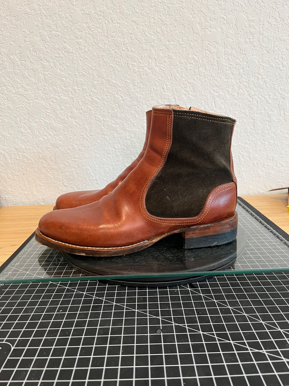 Photo by kitchen.table.boots on February 22, 2025 of the Self-Made Zip Boot in S.B Foot - Unknown & C.F. Stead Loden Repello Calf Suede.