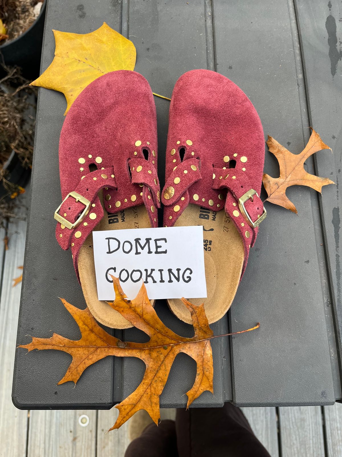 Photo by sgetz.19 on November 5, 2025 of the Birkenstock Boston in Zinfandel Suede.