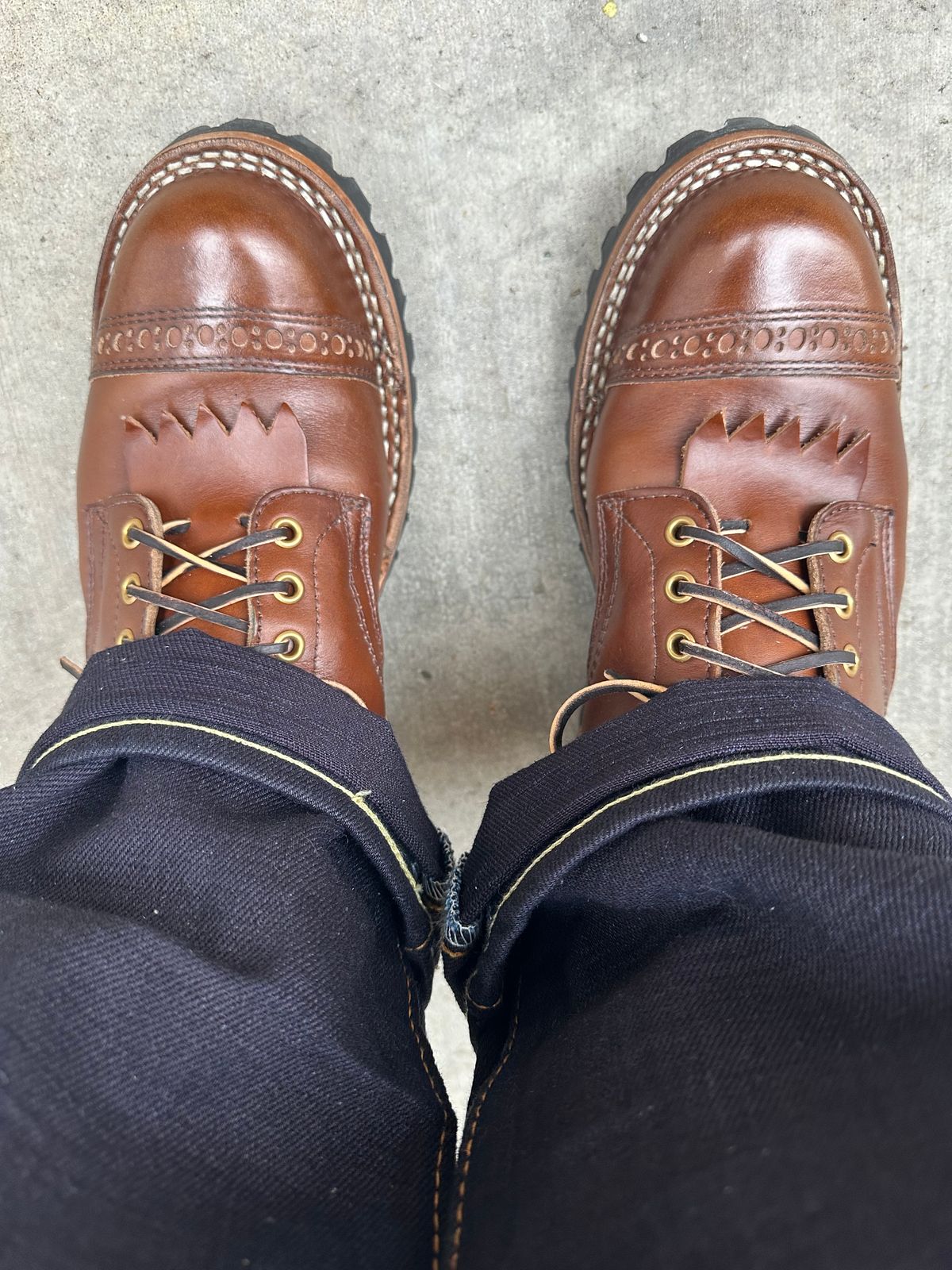 Photo by chriscanecoffee on December 24, 2024 of the White's Bounty Hunter in Seidel British Tan Double Shot.