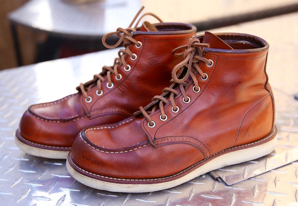 Photo by chriscanecoffee on December 26, 2024 of the Red Wing 8-Inch Classic Moc in S.B. Foot Oro Legacy.