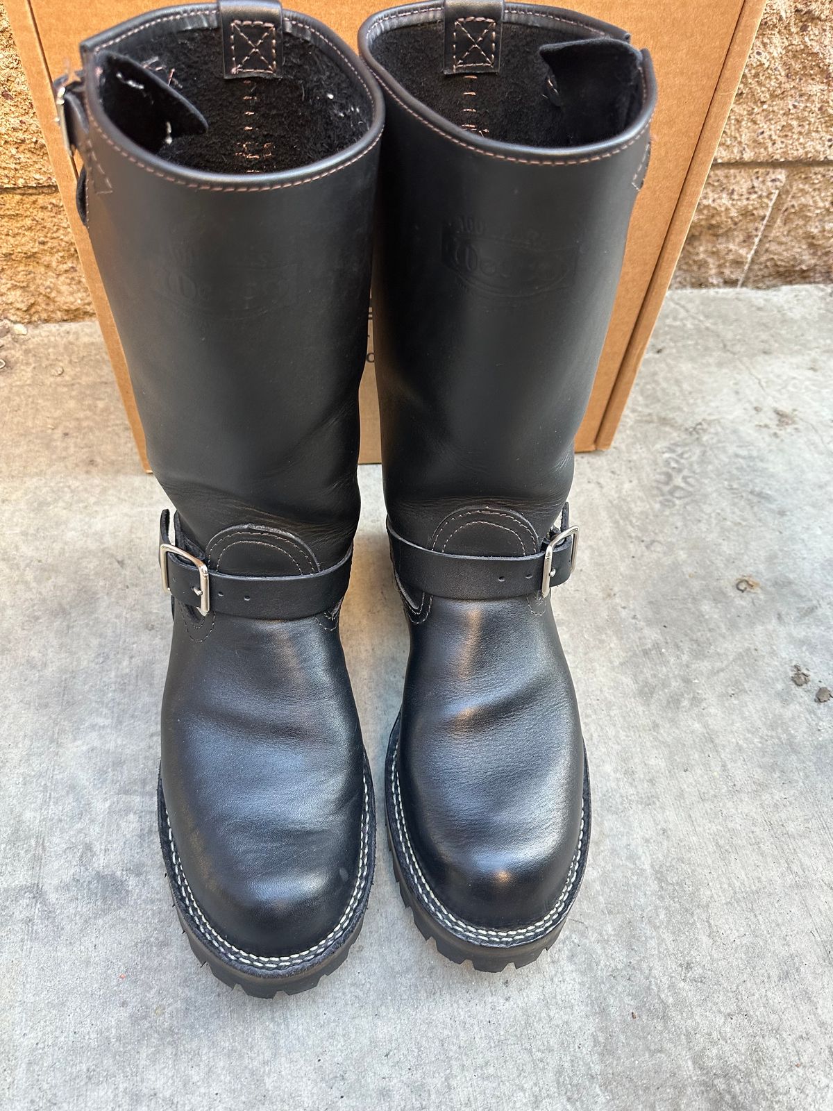 Photo by chriscanecoffee on January 1, 2025 of the Wesco Boss Engineer Boot in Seidel Black Tie Domain.