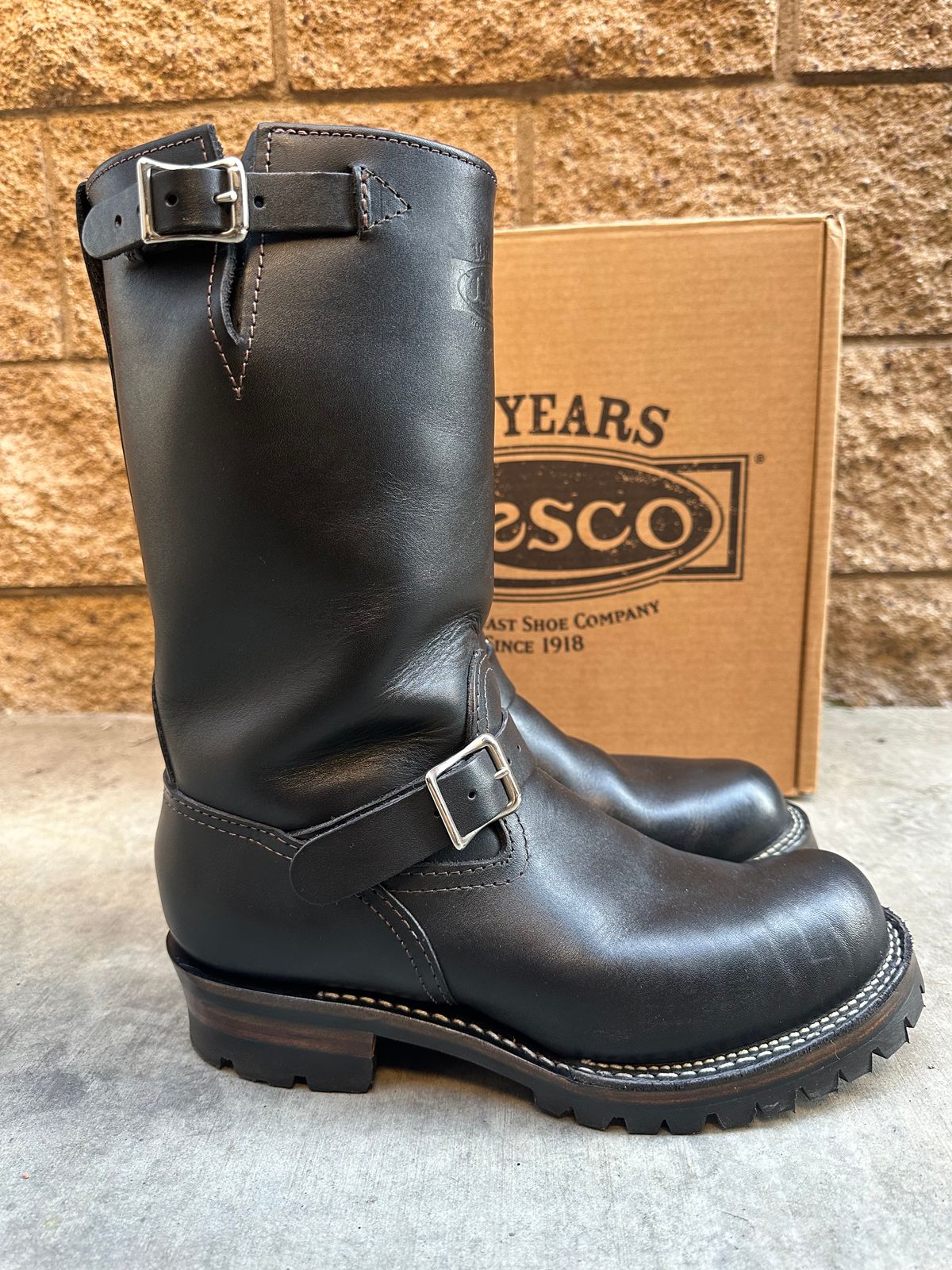 Photo by chriscanecoffee on January 1, 2025 of the Wesco Boss Engineer Boot in Seidel Black Tie Domain.