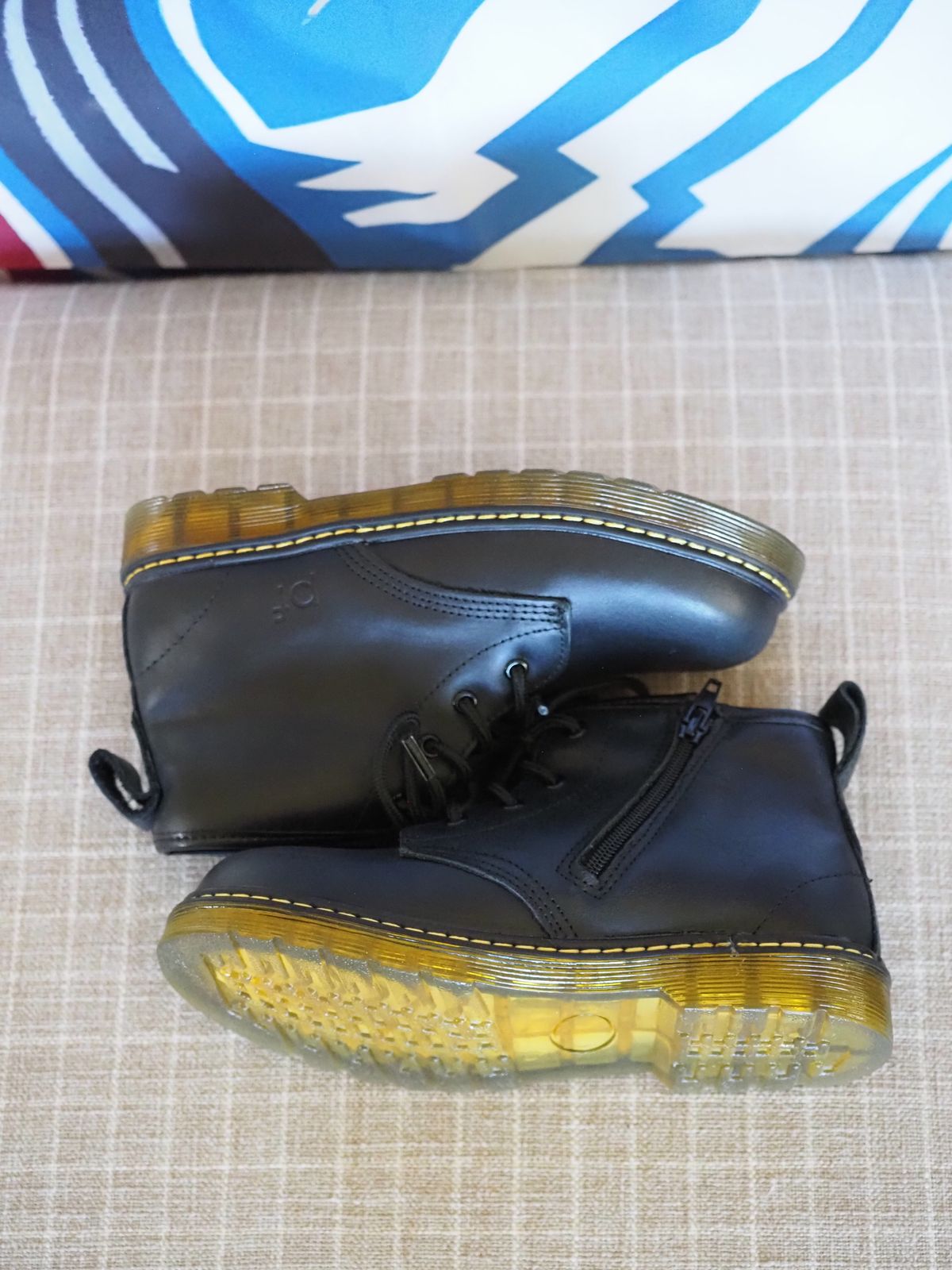Photo by Little_Pods on November 30, 0002 of the Piper Finn Black-Combat Boot in Unknown Leather.