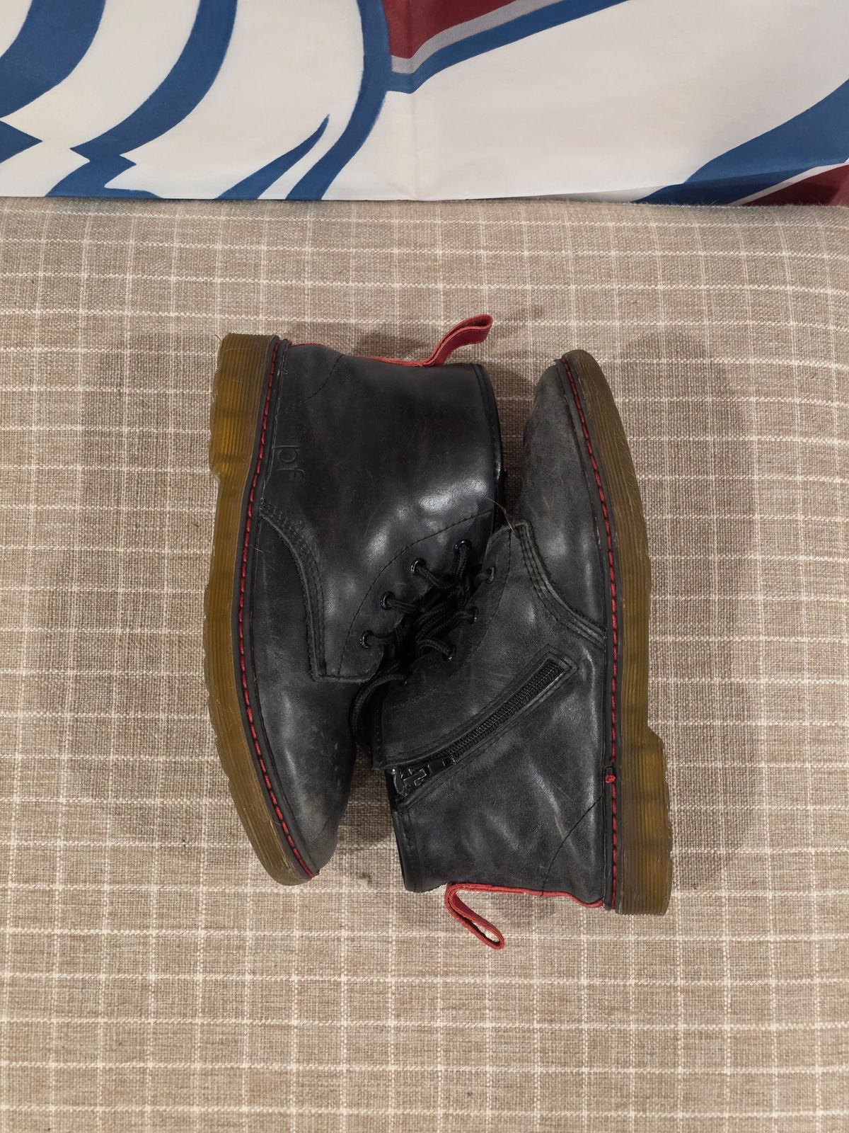 Photo by Little_Pods on December 6, 2025 of the Piper Finn Raven-Combat Boots in Unknown Leather.