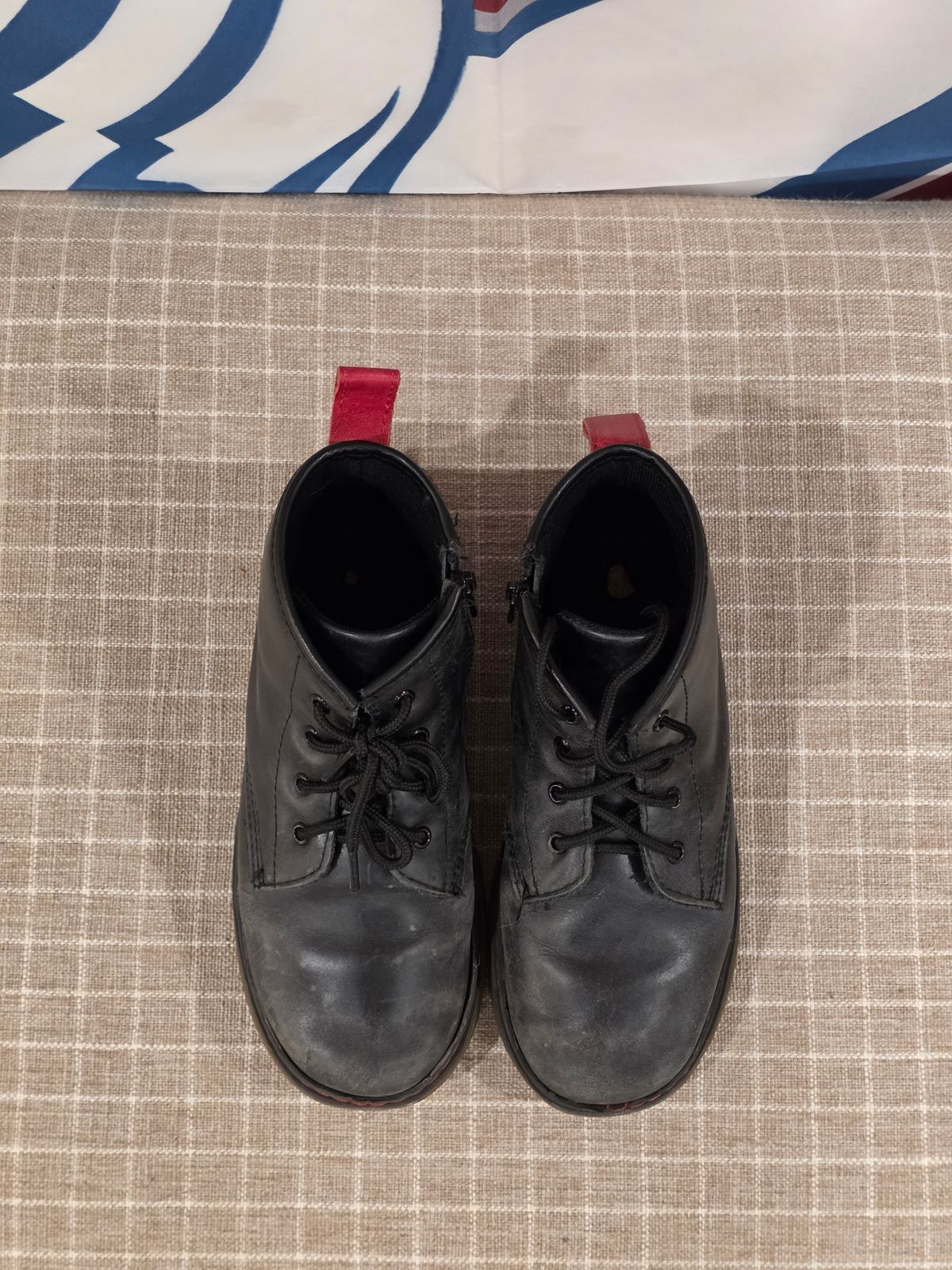 Photo by Little_Pods on December 6, 2025 of the Piper Finn Raven-Combat Boots in Unknown Leather.