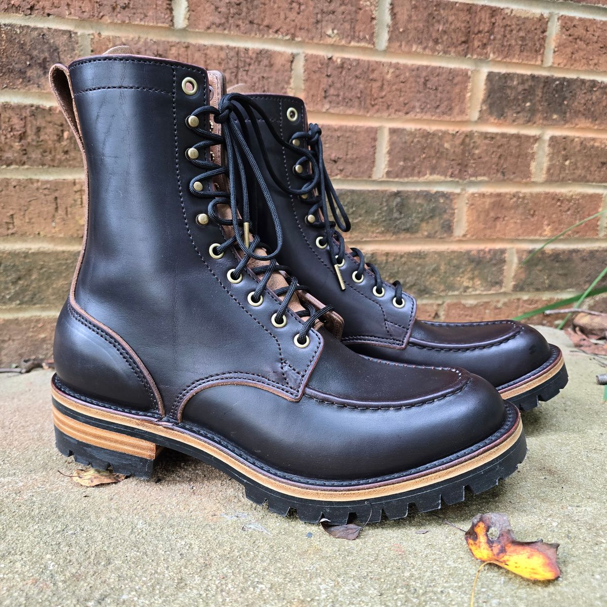 Photo by joshvarnum on October 1, 2025 of the BHHB Custom Model in Overdye Seidel Oxblood Double Shot & Horween Natural Chromexcel.