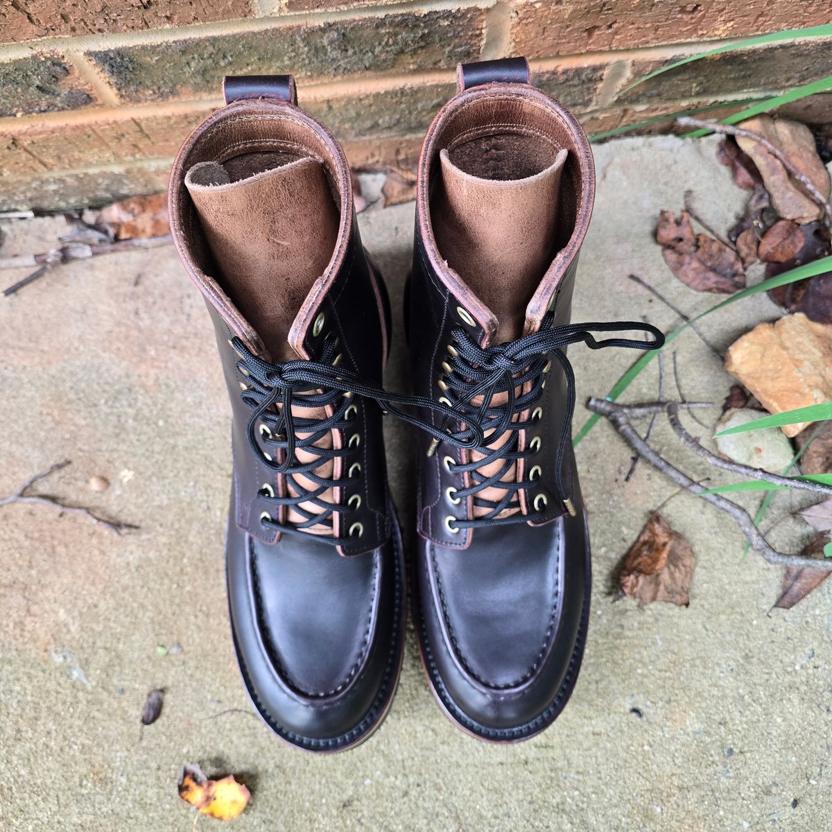 Photo by joshvarnum on October 1, 2025 of the BHHB Custom Model in Overdye Seidel Oxblood Double Shot & Horween Natural Chromexcel.
