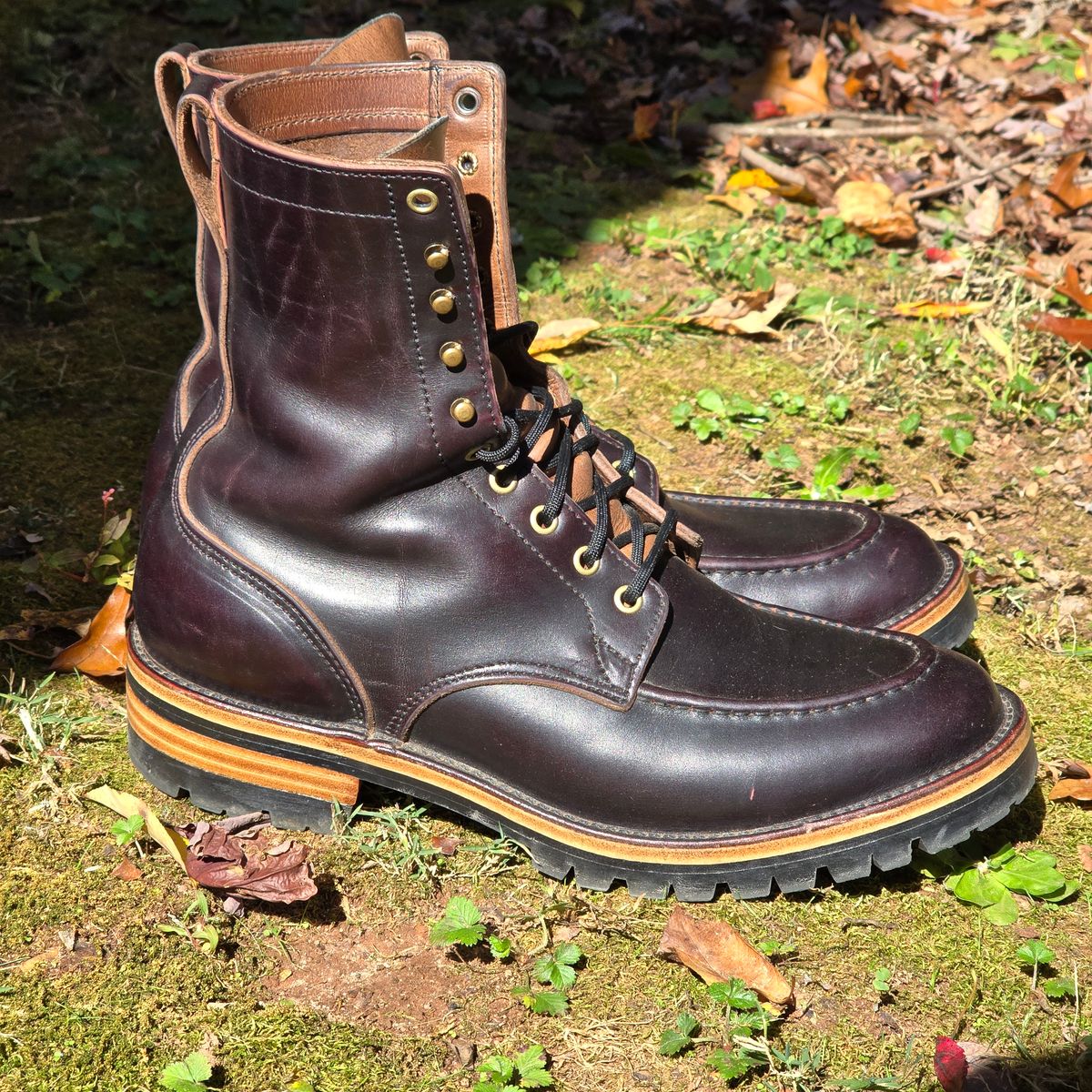 Photo by joshvarnum on November 3, 2025 of the BHHB Custom Model in Overdye Seidel Oxblood Double Shot & Horween Natural Chromexcel.