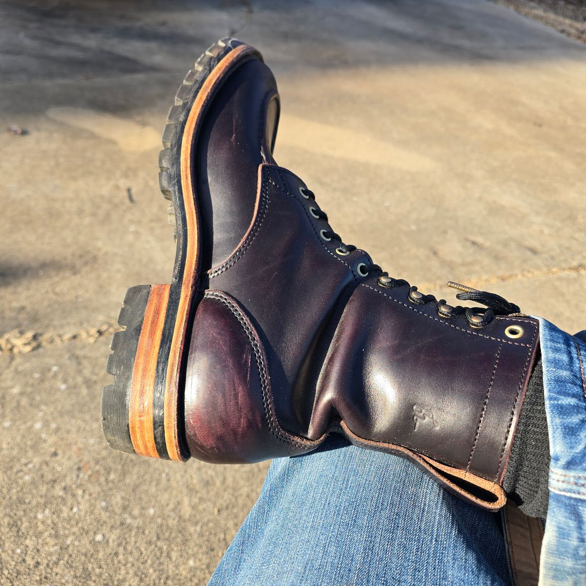 Photo by joshvarnum on December 31, 2025 of the BHHB Custom Model in Overdye Seidel Oxblood Double Shot & Horween Natural Chromexcel.