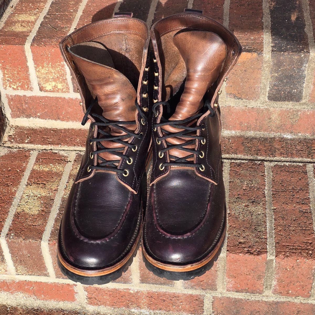 Photo by joshvarnum on January 2, 2026 of the BHHB Custom Model in Overdye Seidel Oxblood Double Shot & Horween Natural Chromexcel.